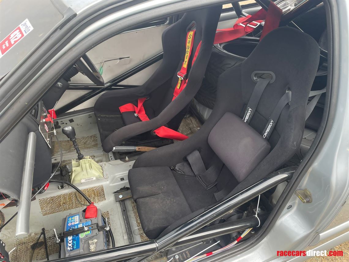 clio-172-tin-toptrack-car