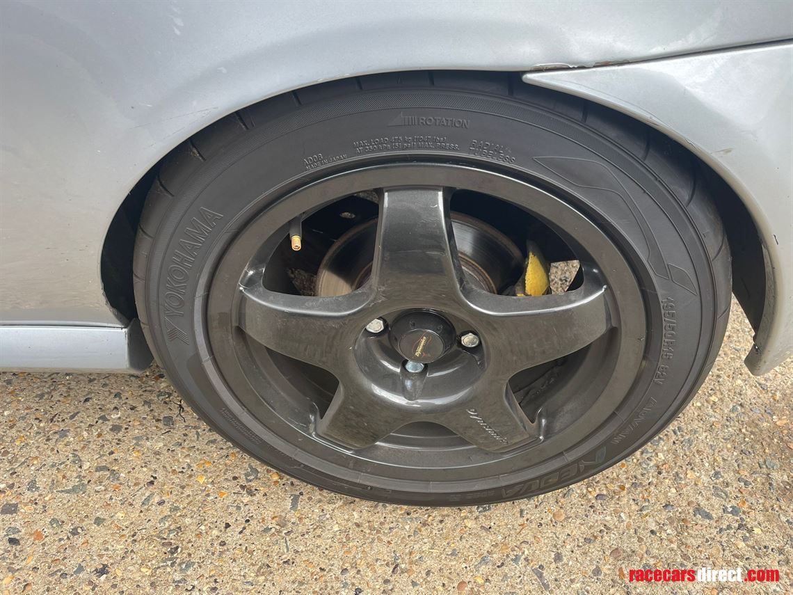 clio-172-tin-toptrack-car