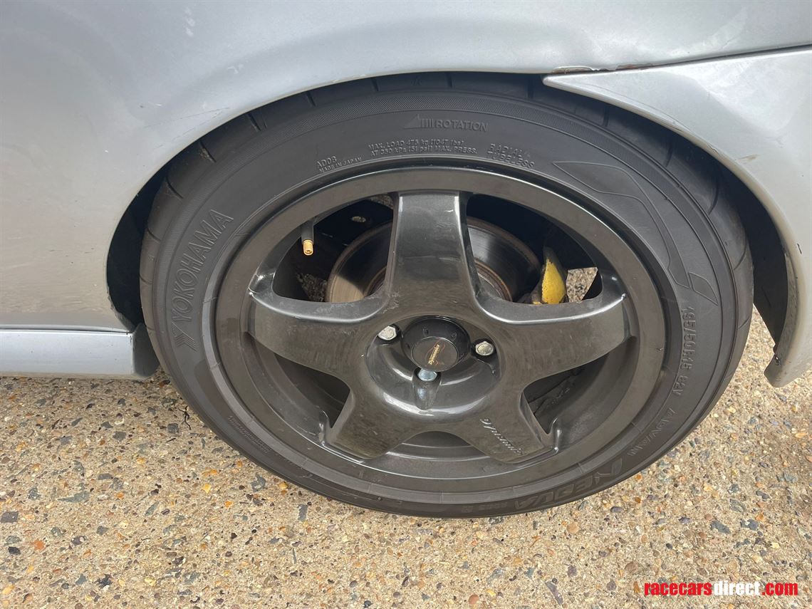 clio-172-tin-toptrack-car