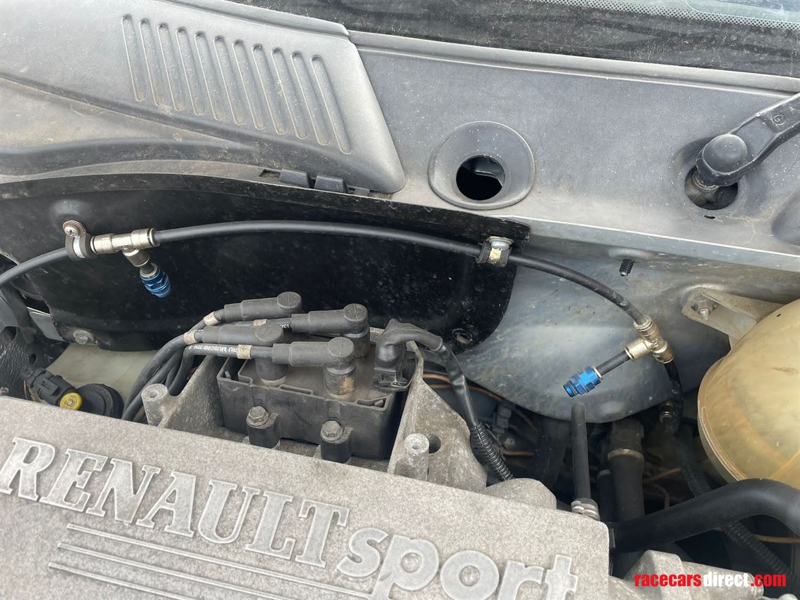 clio-172-tin-toptrack-car