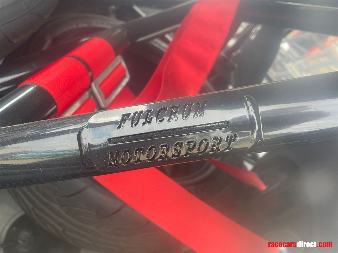 clio-172-tin-toptrack-car