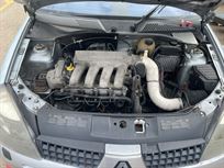 clio-172-tin-toptrack-car