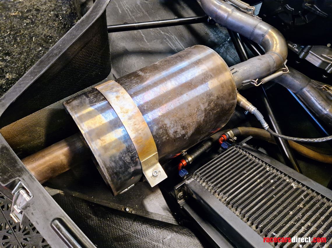 wolf-gb08-thunder-lots-of-extras