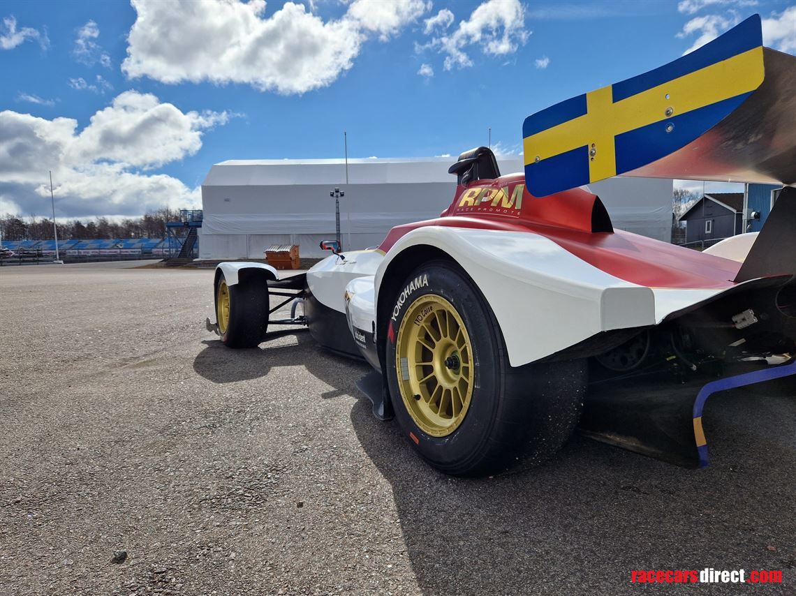 wolf-gb08-thunder-lots-of-extras