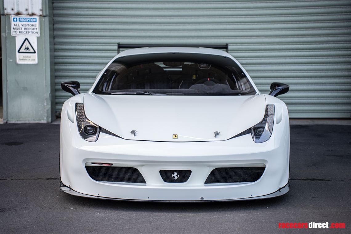 2015-ferrari-458-challenge-evo