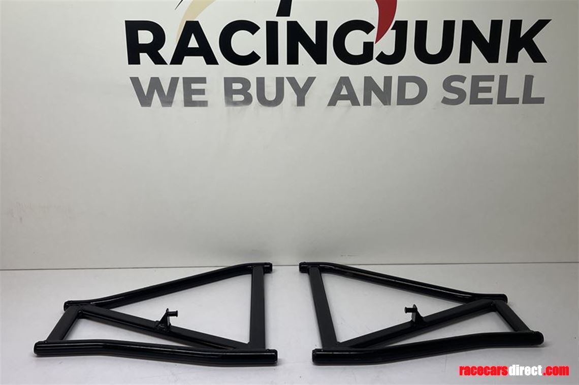 set-new-marcos-mantis-suspension-arms