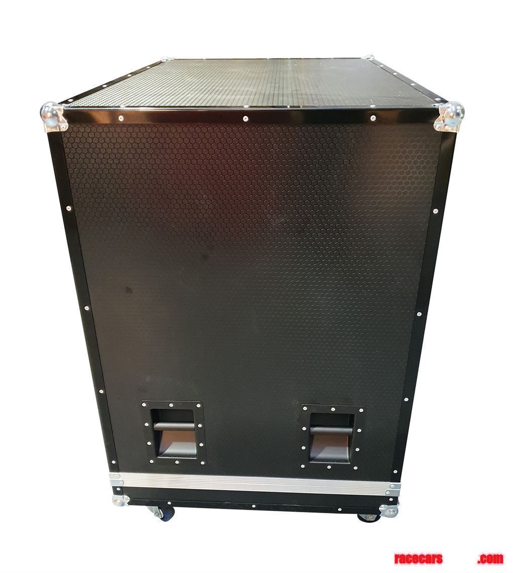 vmep-tensator-barrier-flight-case-vme-box3