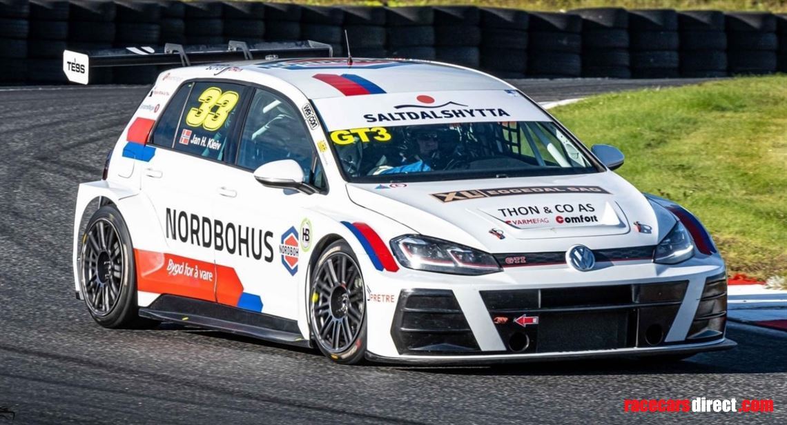 vw-golf-gti-tcr-seq-with-a-huge-spare-parts-p