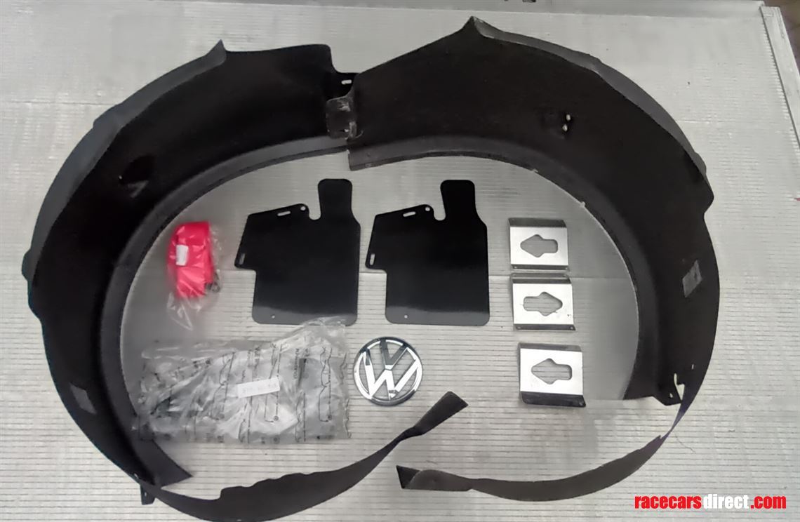 vw-golf-gti-tcr-seq-with-a-huge-spare-parts-p