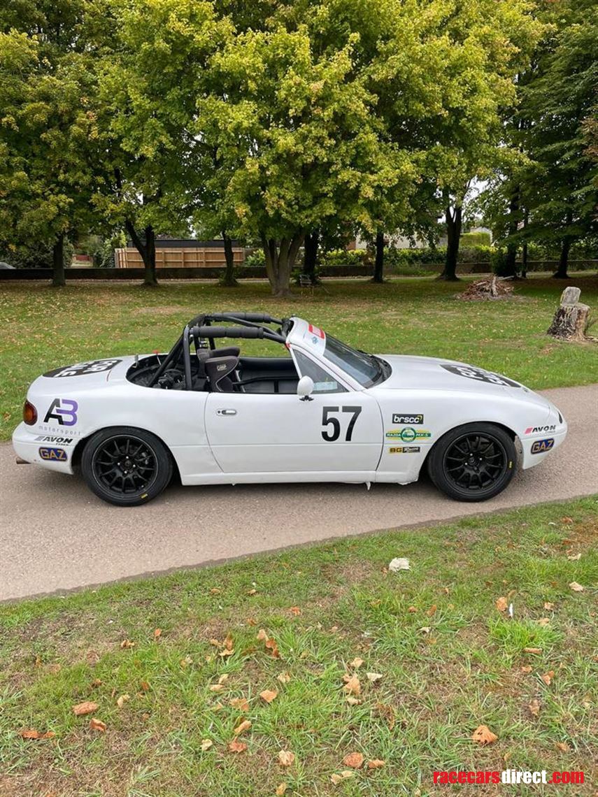 brscc-mazda-mx5-mk1-championship-car