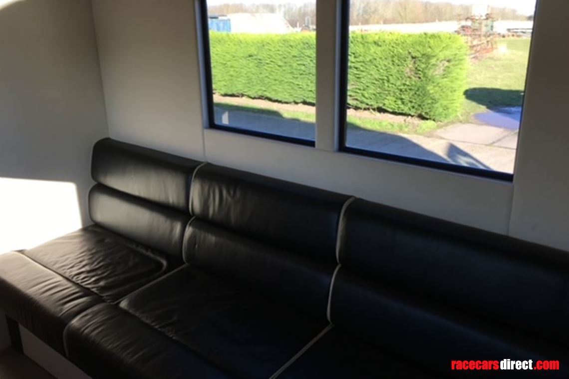 4-car-race-transporter-with-office