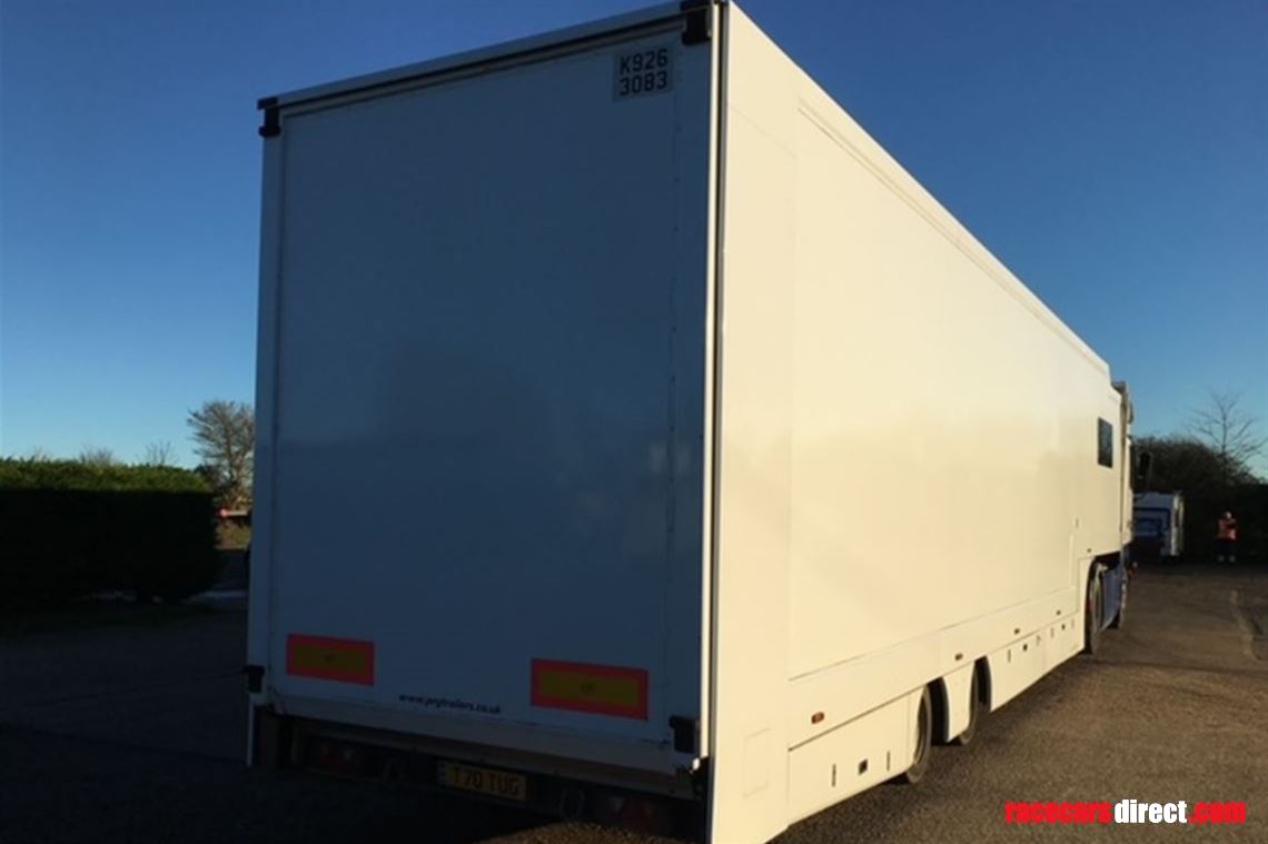 4-car-race-transporter-with-office