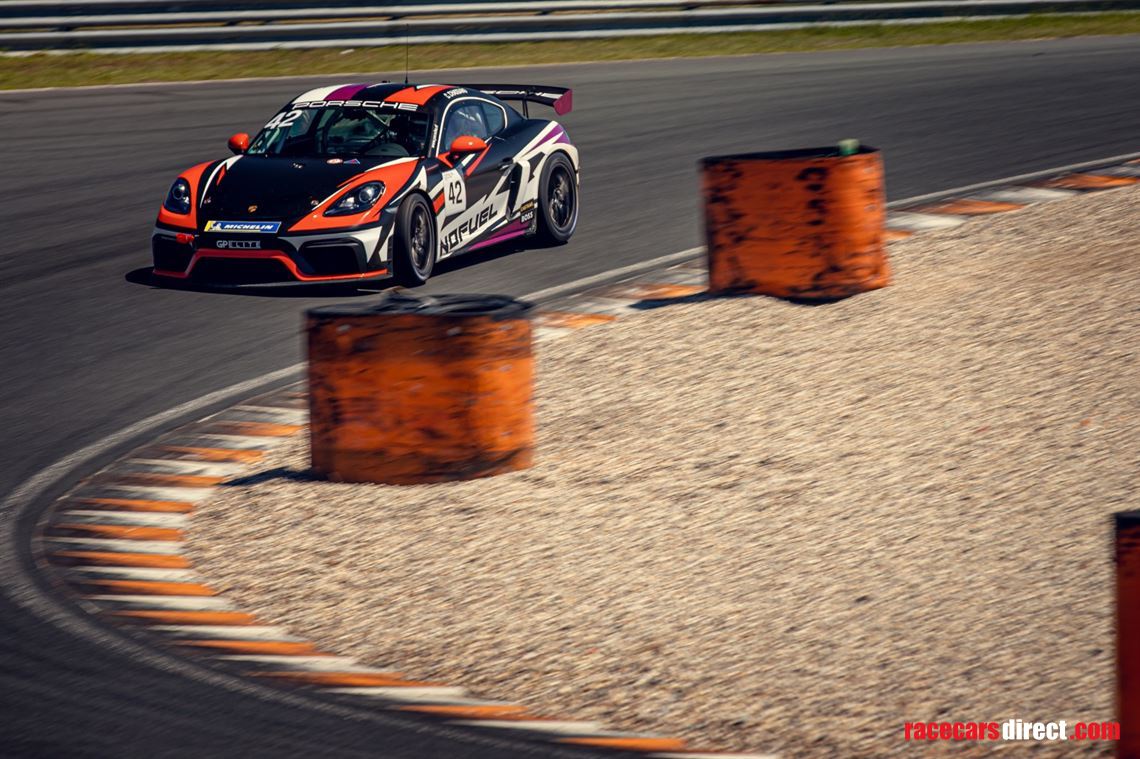 porsche-718-cayman-gt4-clubsport