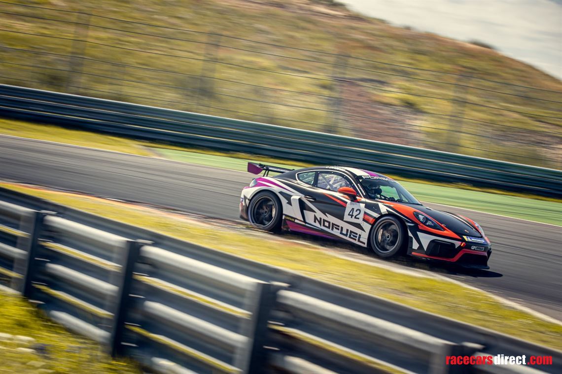 porsche-718-cayman-gt4-clubsport