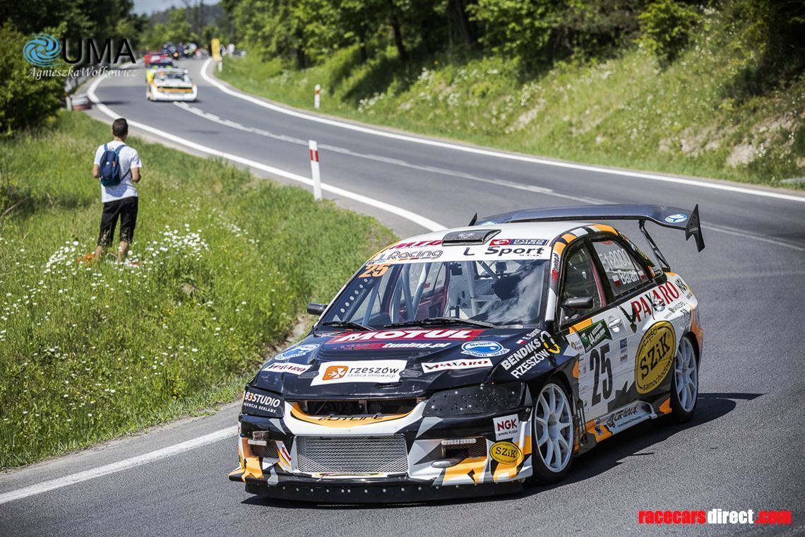 mitsubishi-lancer-evo-8-hill-climb