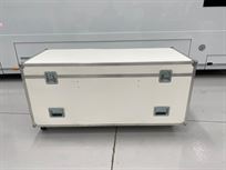 case-liner-6-screen-data-station---white