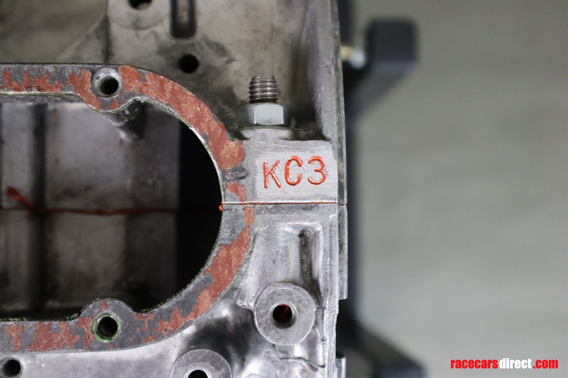 porsche-962-kremer-engine-block-le-mans-1992