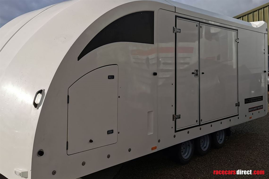 brian-james-race-transporter-6