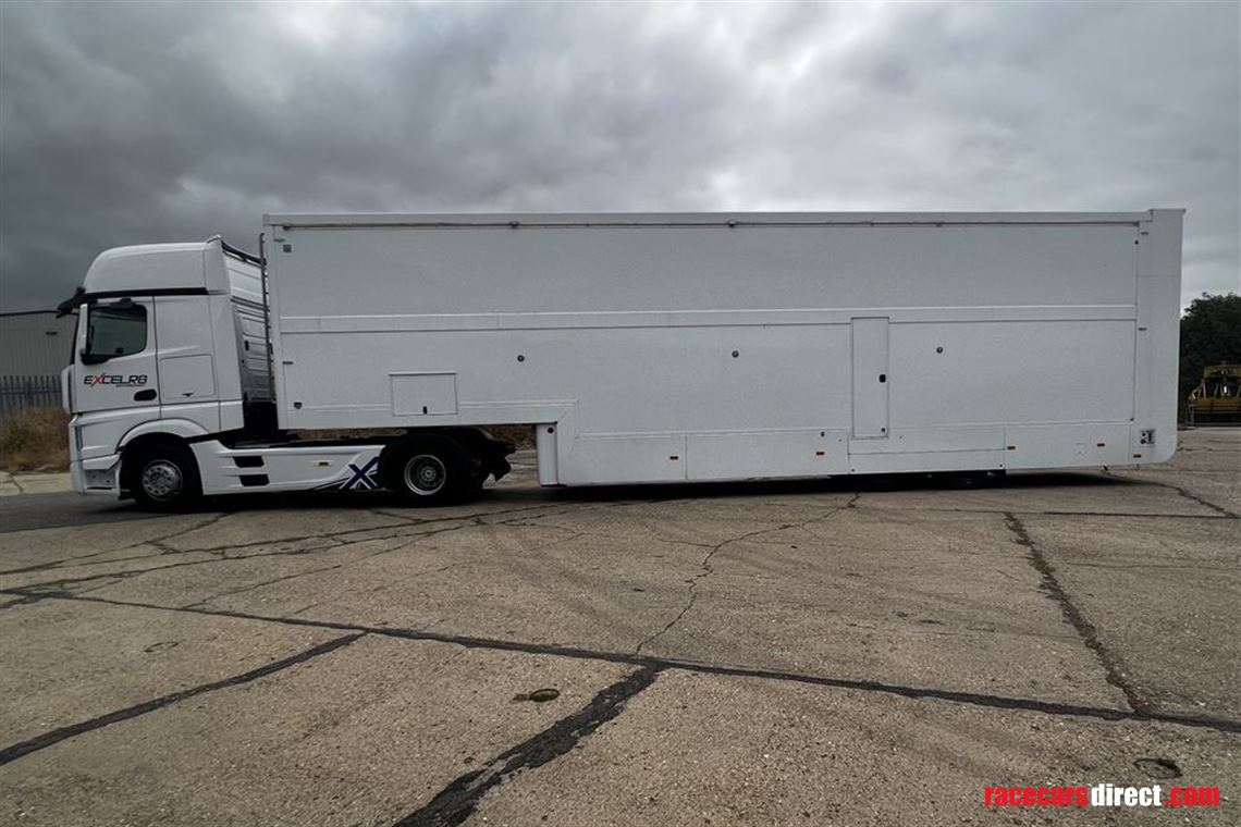 double-deck-race-trailer-with-awning