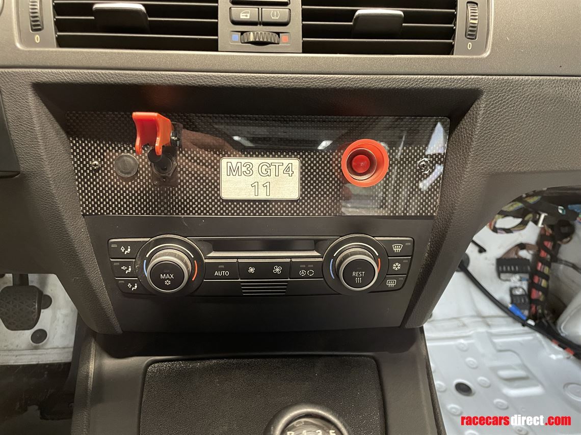 bmw-m3-gt4-no11