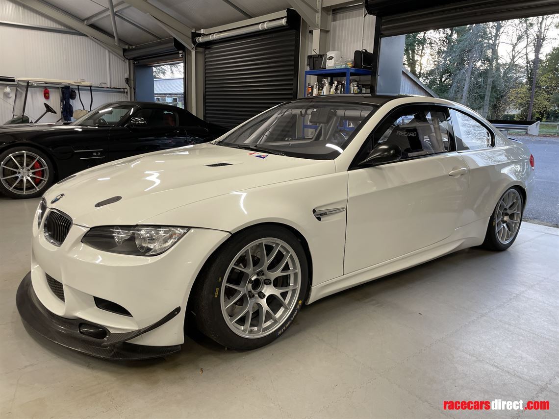 bmw-m3-gt4-no11