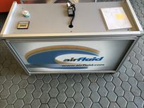 carbon-set-up-table-with-hydraulic-lowerable