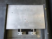 carbon-set-up-table-with-hydraulic-lowerable