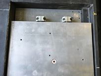 carbon-set-up-table-with-hydraulic-lowerable