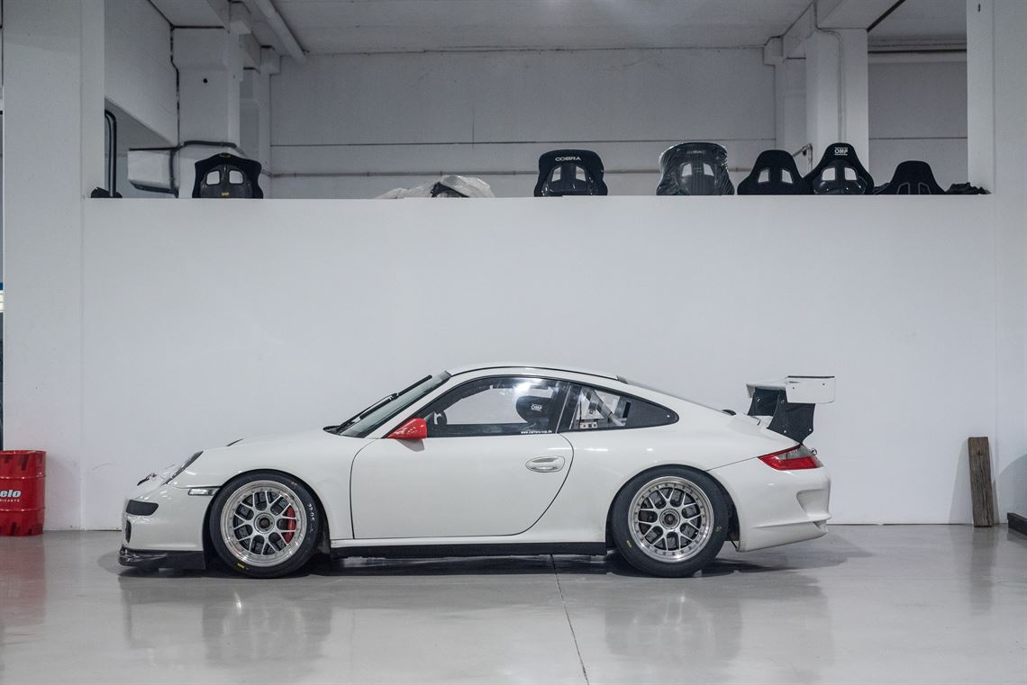 2008-porsche-9971-gt3-cup