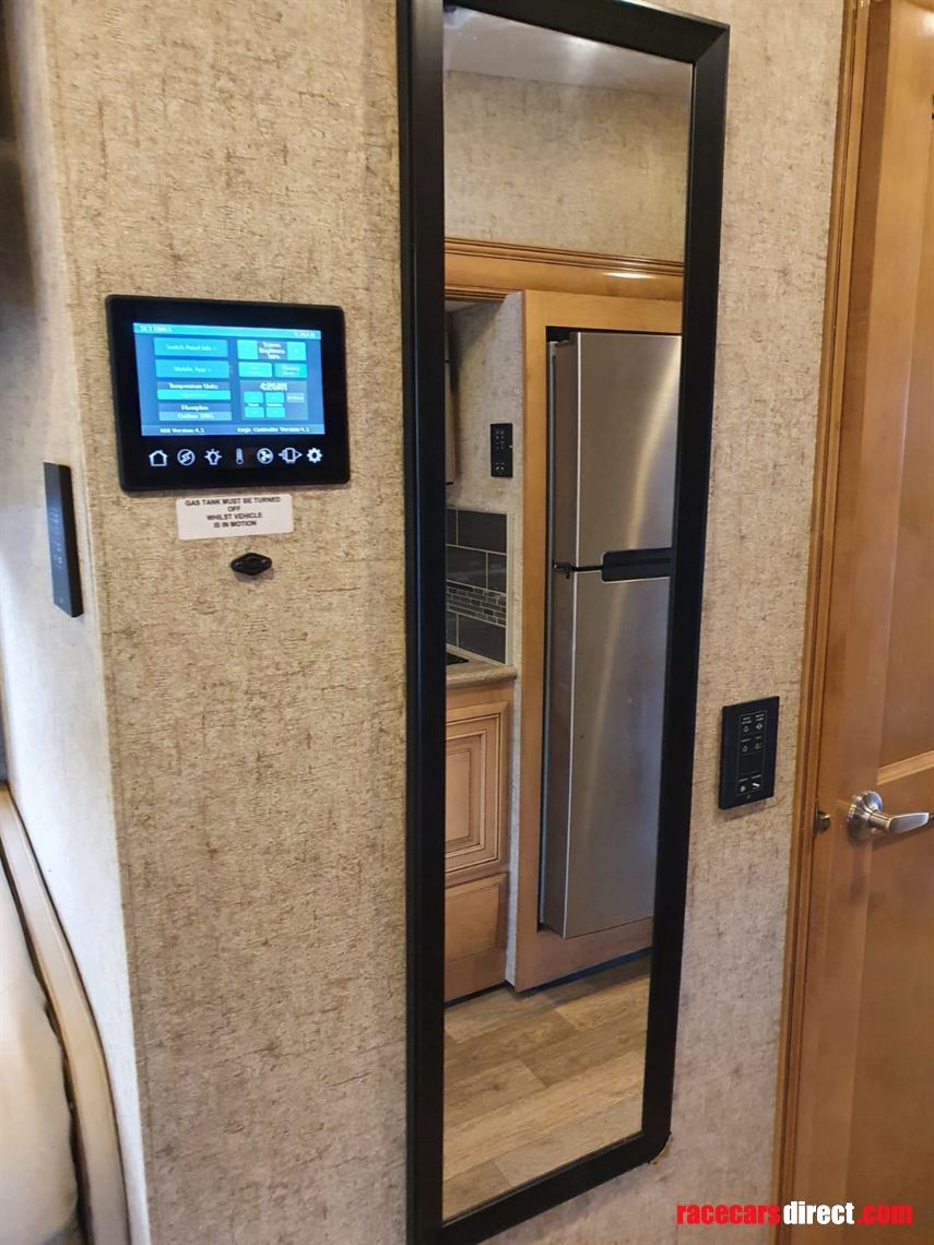 thor-outlaw-class-a-toy-hauler-motorcoach-mot