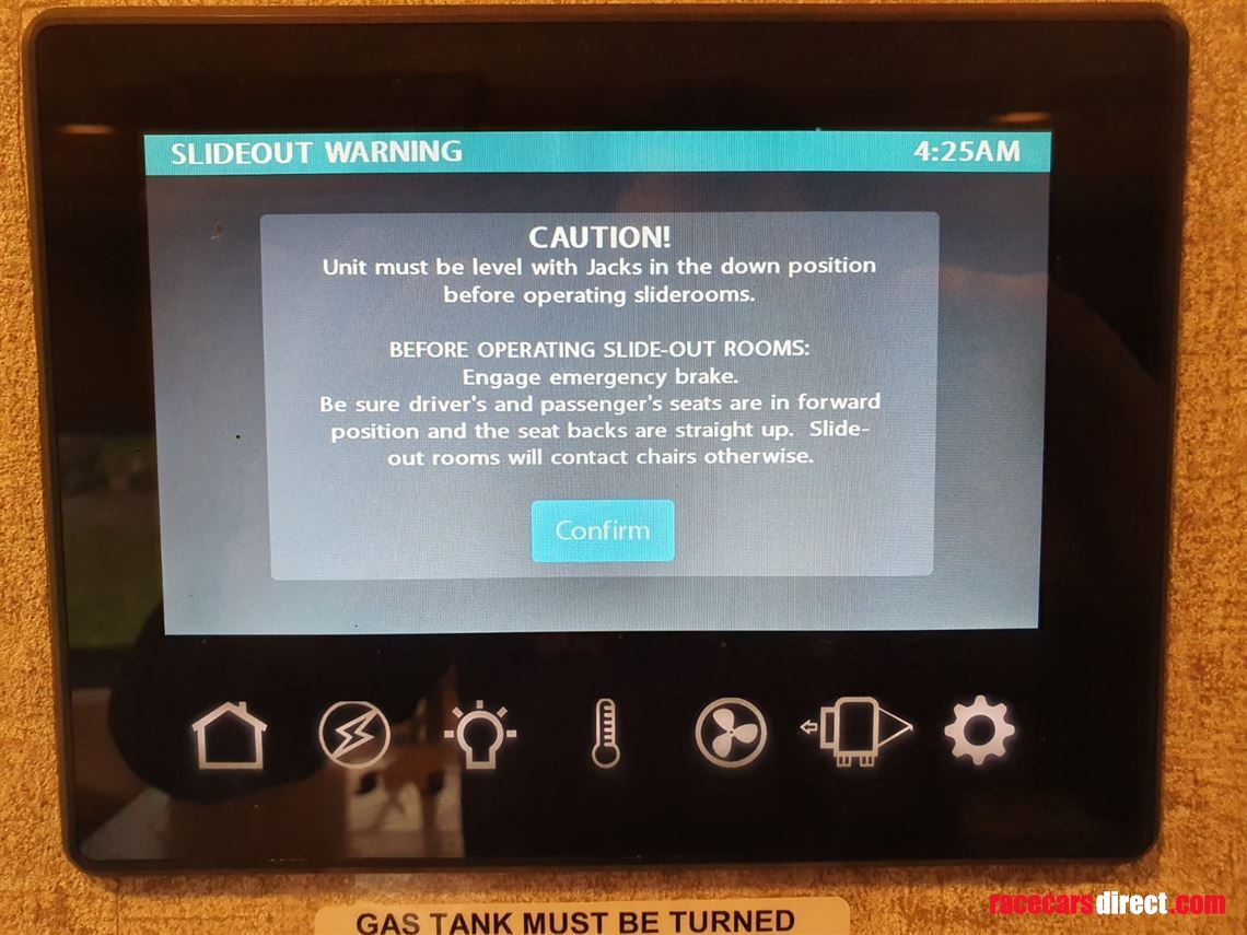 thor-outlaw-class-a-toy-hauler-motorcoach-mot