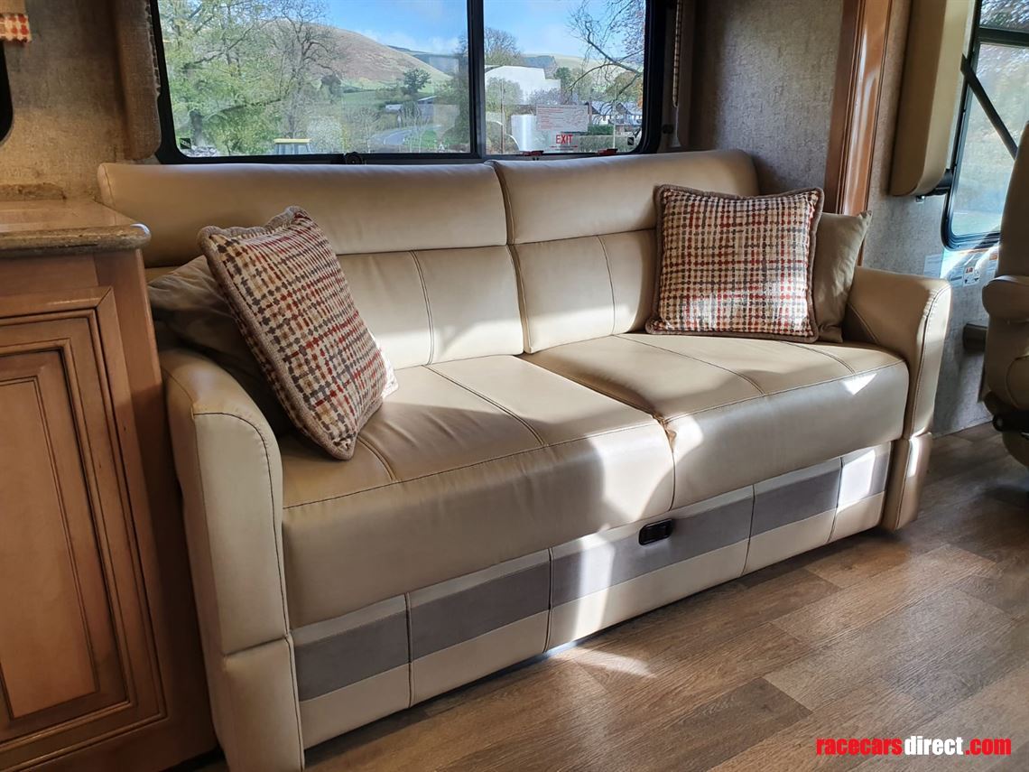 thor-outlaw-class-a-toy-hauler-motorcoach-mot