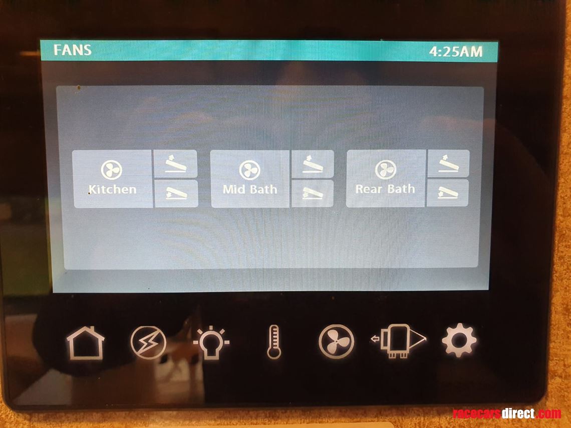 thor-outlaw-class-a-toy-hauler-motorcoach-mot