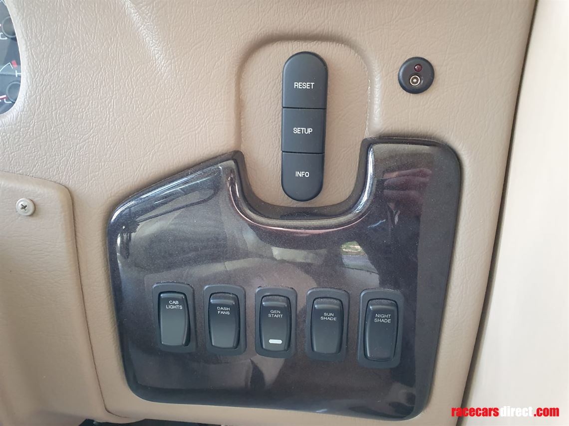 thor-outlaw-class-a-toy-hauler-motorcoach-mot