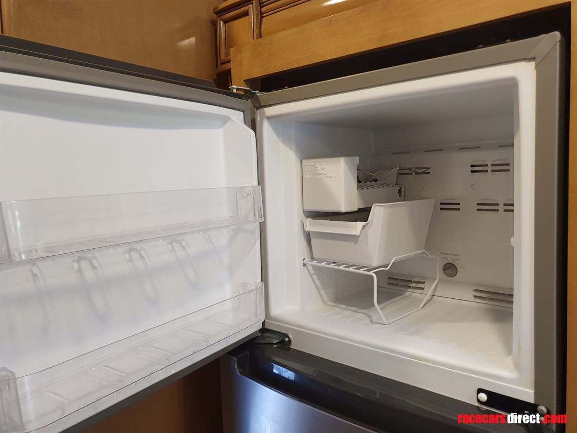 thor-outlaw-class-a-toy-hauler-motorcoach-mot