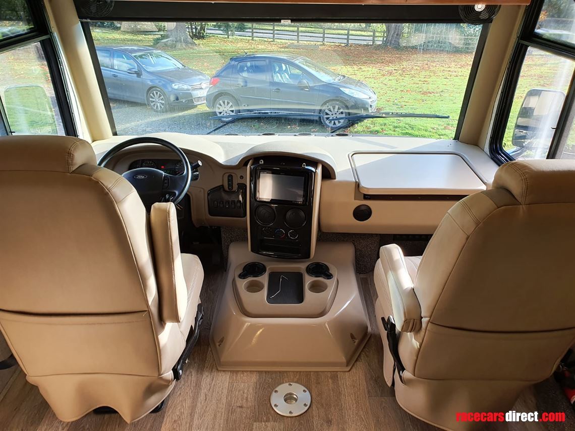 thor-outlaw-class-a-toy-hauler-motorcoach-mot