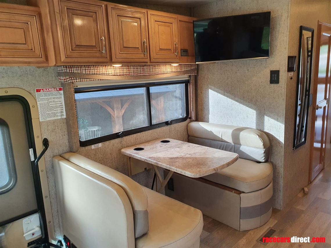 thor-outlaw-class-a-toy-hauler-motorcoach-mot