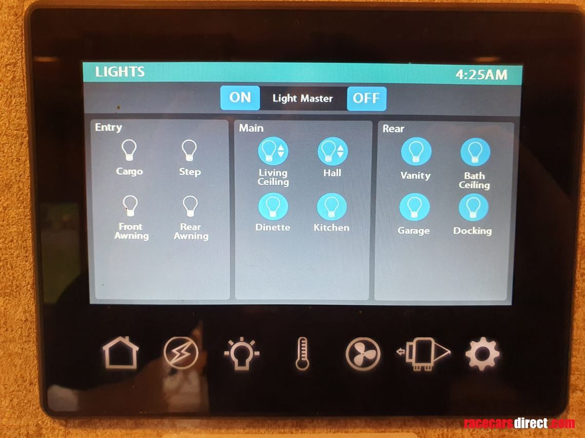 thor-outlaw-class-a-toy-hauler-motorcoach-mot