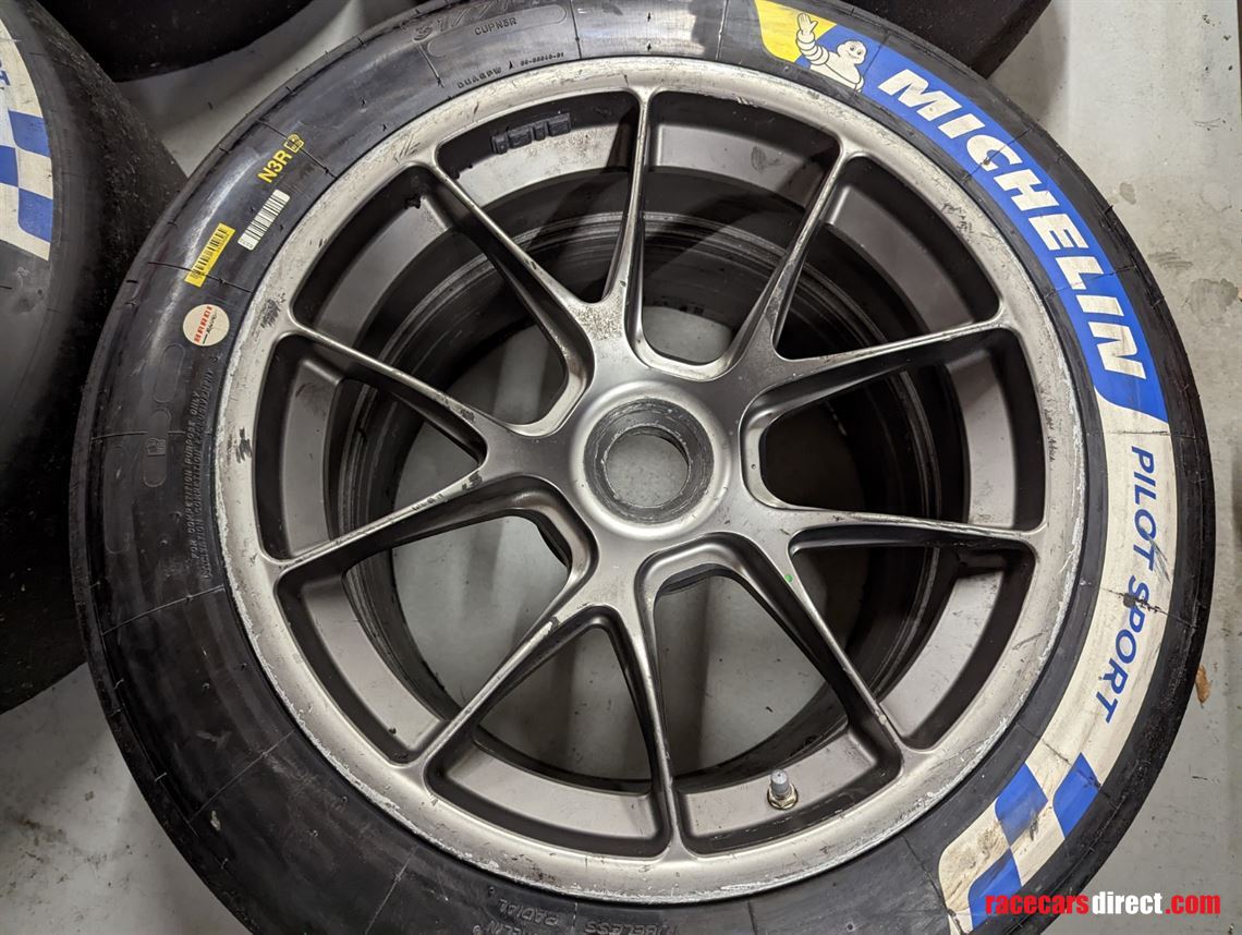 porsche-992-gt3-cup-wheels