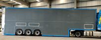 double-deck-race-trailer-3-cars-living-room-o