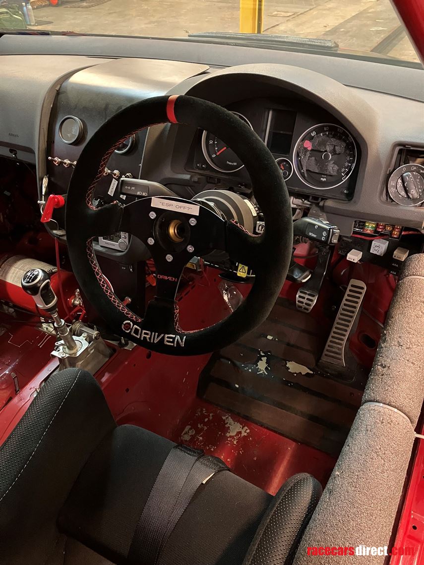 vw-golf-gti-race-car