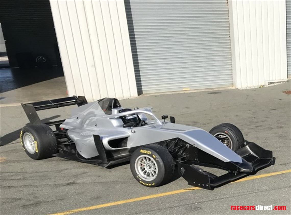 tatuus-f3-t-318-alfa-romeo