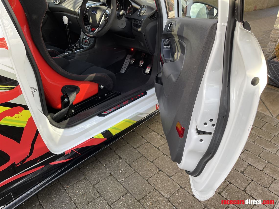 fiesta-st3-road-legal-track-special