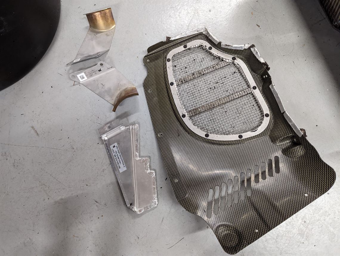 porsche-991-gt3-cup-exhaust-parts