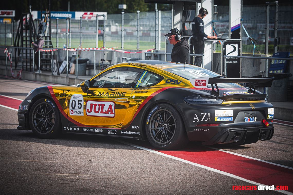 porsche-718-cayman-gt4-clubsport-competition