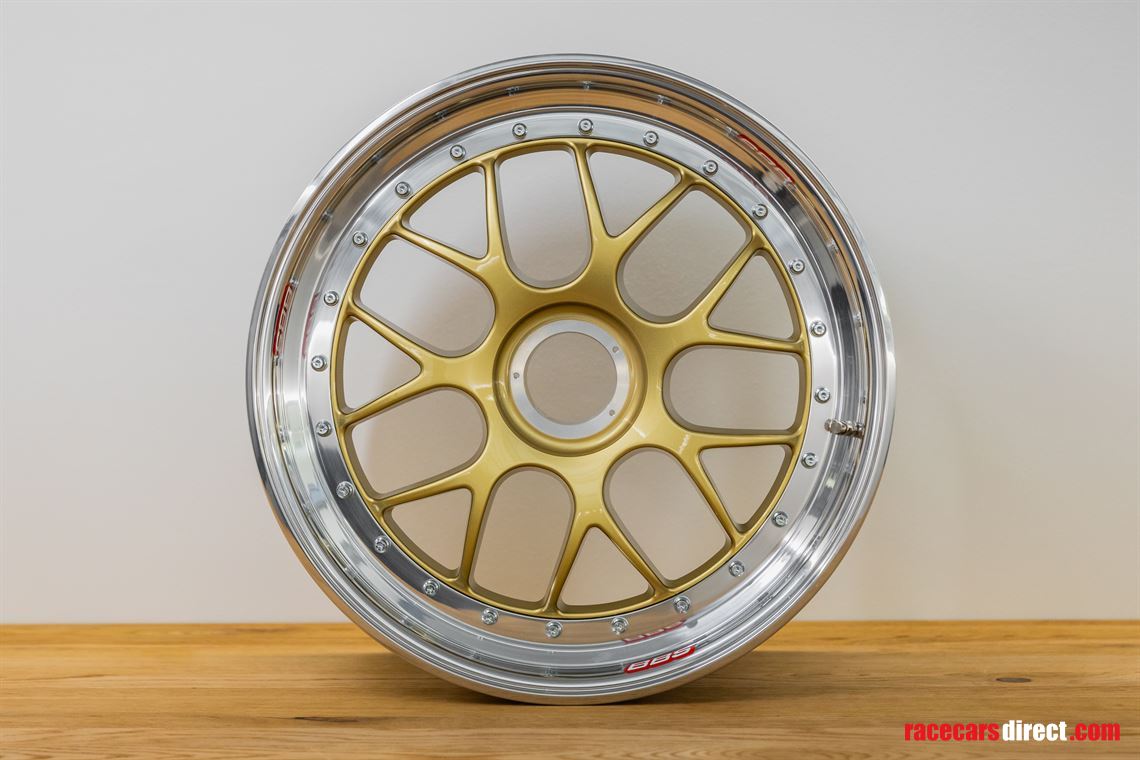 porsche-997-gt3-cup-car-bbs-centre-lock-wheel