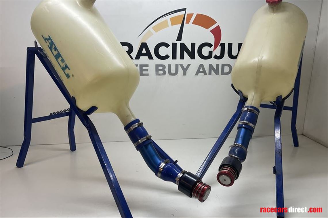 2-dumpcans-with-stands