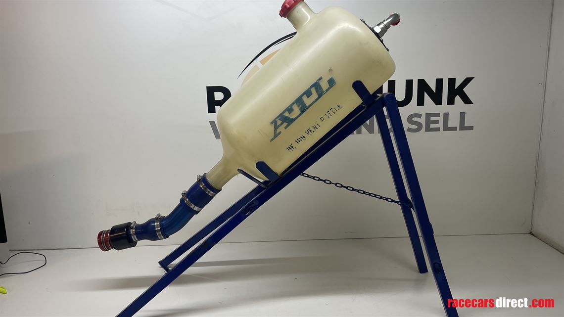 2-dumpcans-with-stands