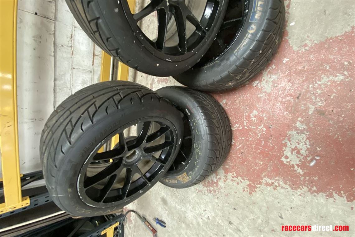 transport-wheels-and-tyress