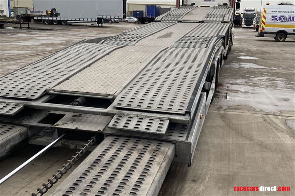 6-car-transporter-trailer-powered-by-electric